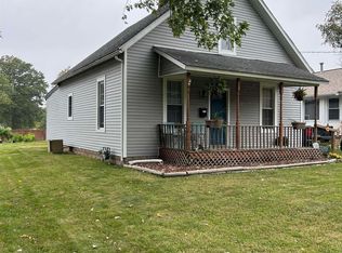 115 N Hunter Ave, Taylorville, IL 62568