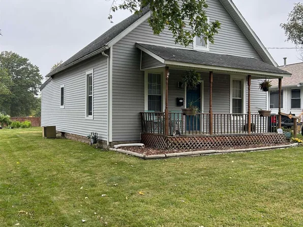 115 N Hunter Ave, Taylorville, IL 62568