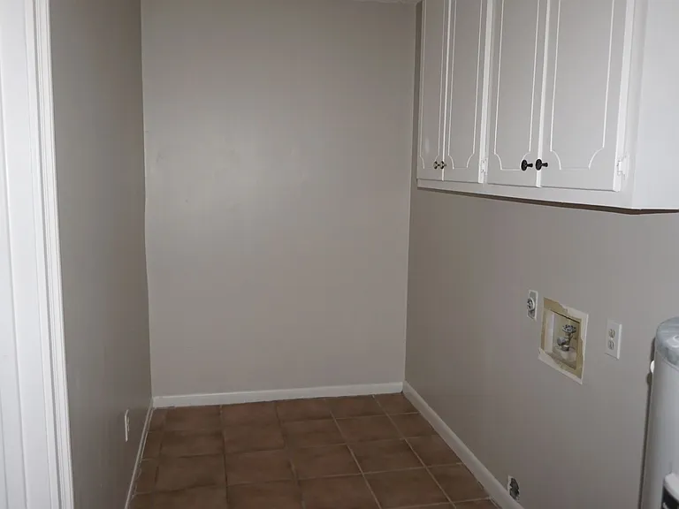 4016 Sandy Run Dr — Photo 17