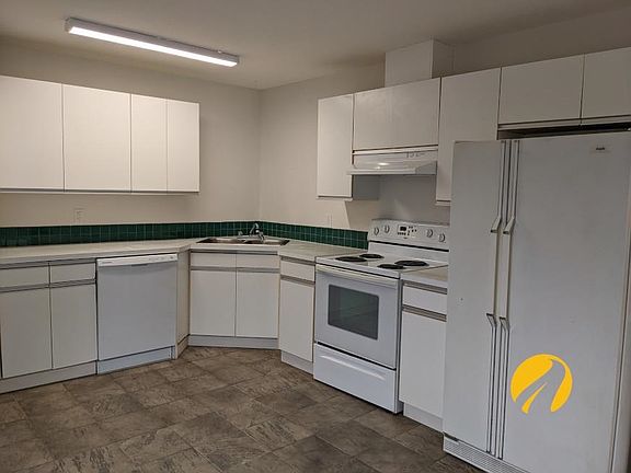 4th image of 22518 Brickwood Close