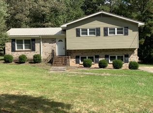 255 16th St, Calera, AL 35040