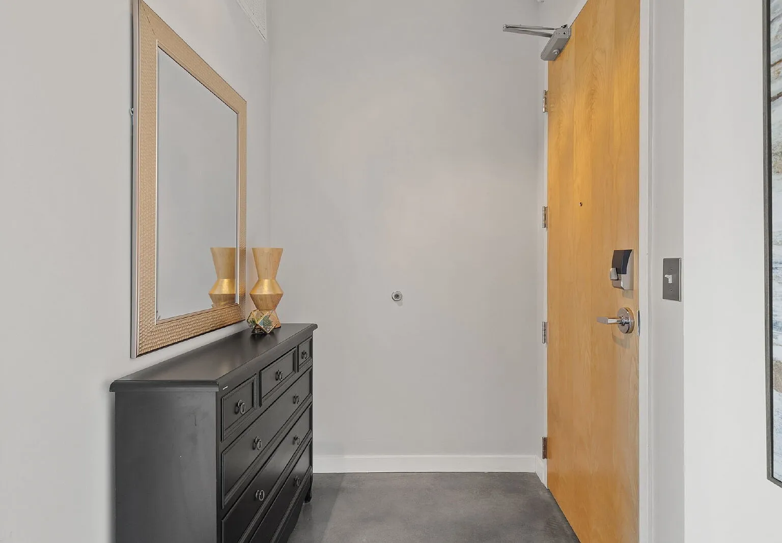 1 bed, 1.0 bath, 711 sqft, $2,295 — Photo 3