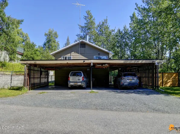 263 Idaho St, Anchorage, AK 99504