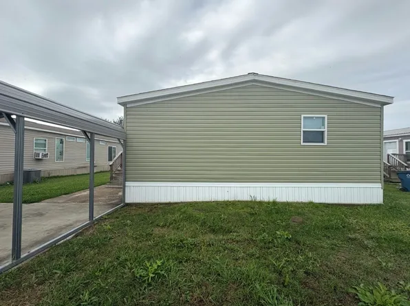 2187 E Gauthier Rd Trailer 445, Lake Charles, LA 70607