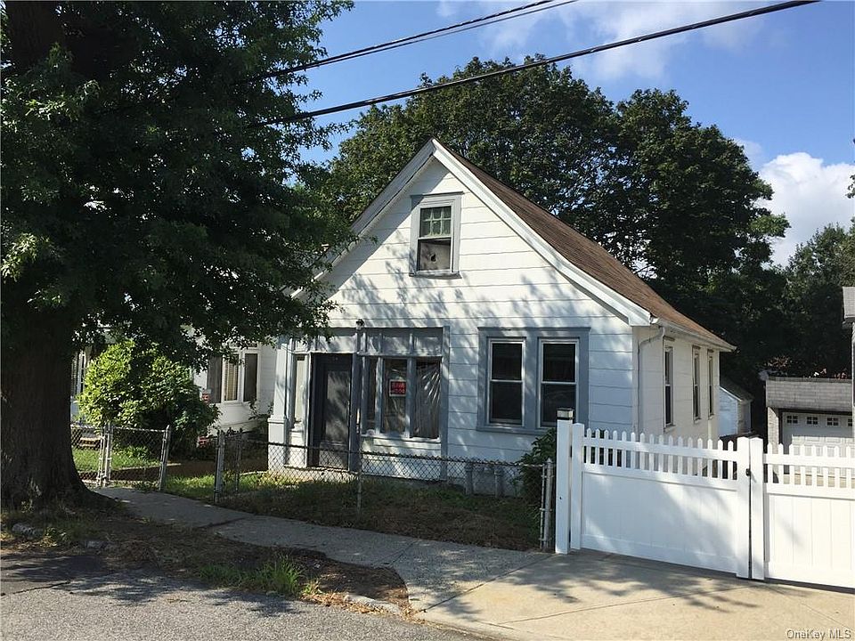 1st image of 43 Moultrie Ave
