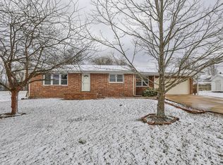 3200 N Weaver Rd, Ozark, MO 65721