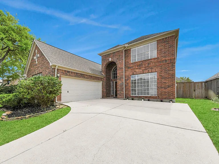 1611 Barton Creek Trl — Photo 5