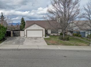 789 Springer Dr, Redding, CA 96003