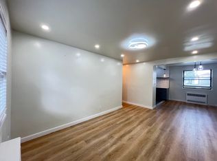 136-12 68th Dr UNIT A, Flushing, NY 11367