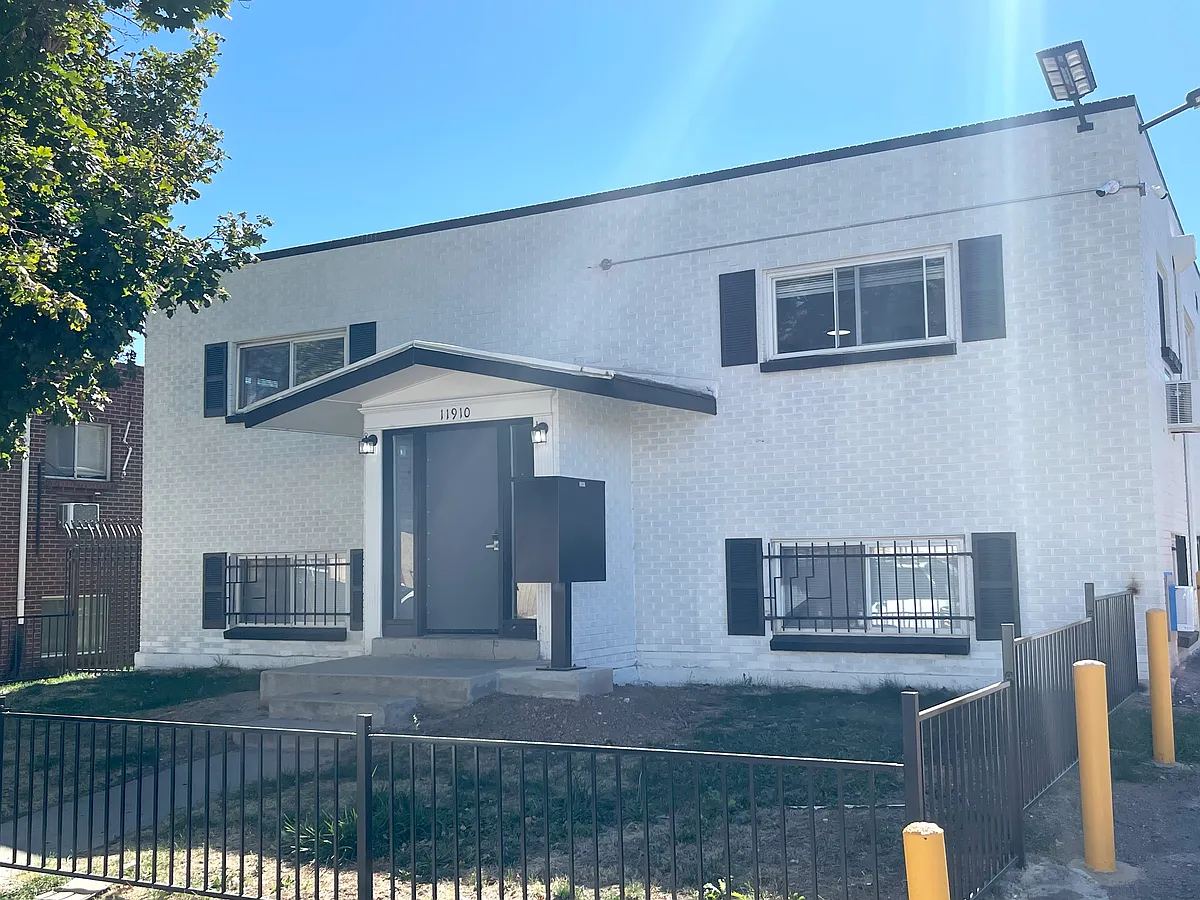 Building Photo - 11910 E 14th Ave #1-8