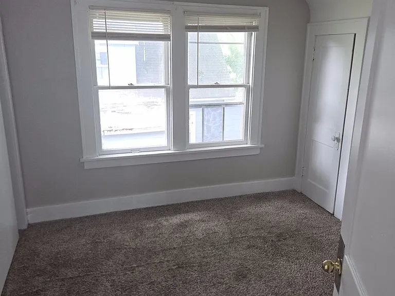3119 N Indiana Ave — Photo 9