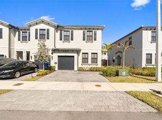 Pines Vista, Homestead, FL 33033