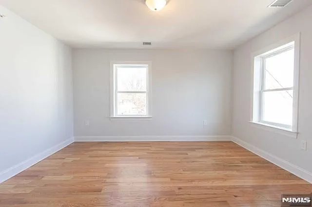 111 Monroe St #15 — Photo 9