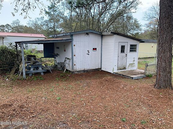 4th image of 2979 Bird Dr SW
