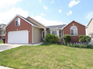 14242 S Crown Rose Dr, Herriman, UT 84096