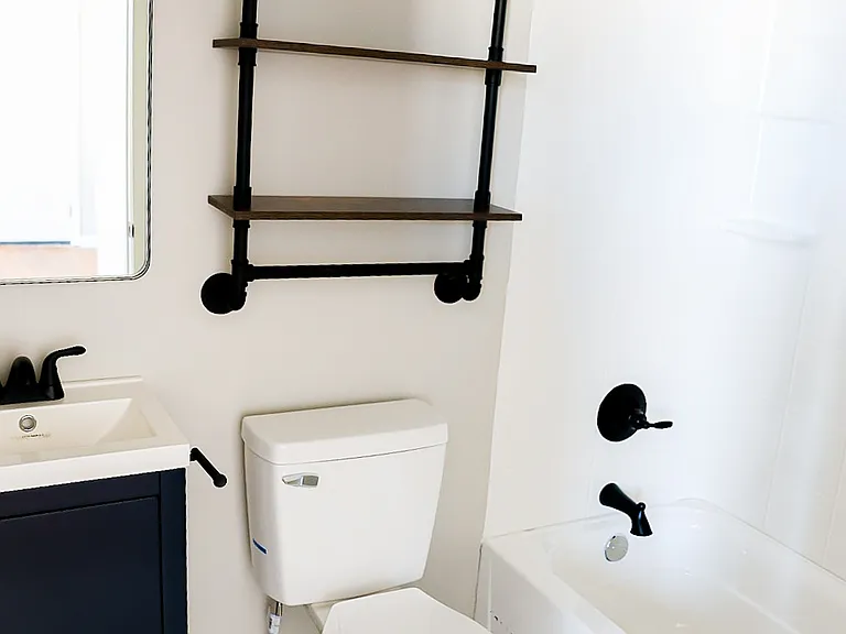 Shelving-Shower