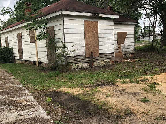 4th image of 108 Rogers St
