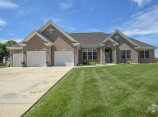 805 W Barouche, Pendleton, IN 46064