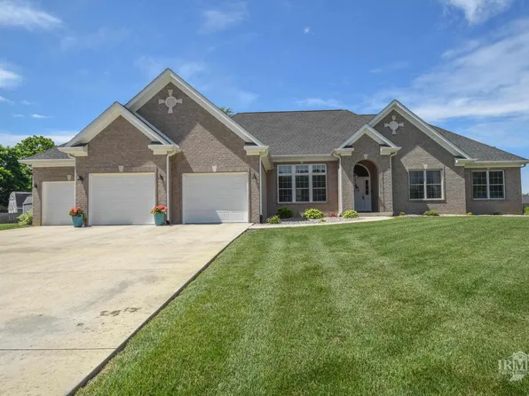 805 W Barouche, Pendleton, IN 46064