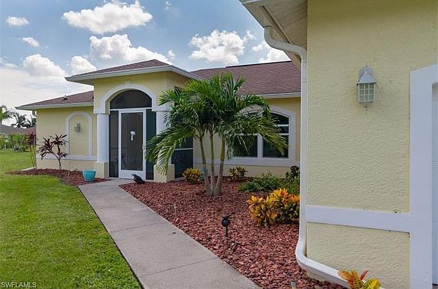 1st image of 1520 S Gator Cir