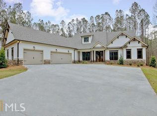 121 Christopher Rd #8, Sharpsburg, GA 30277