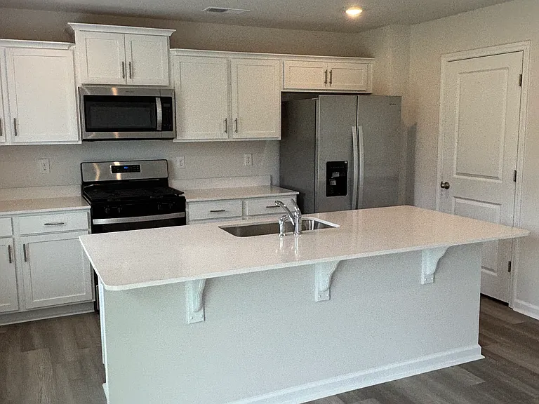 573 Sunfire St — Photo 8