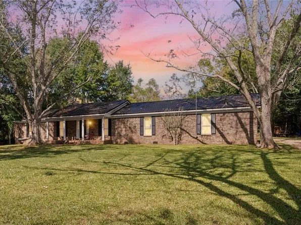 11440 Diffee Rd, Grand Bay, AL 36541