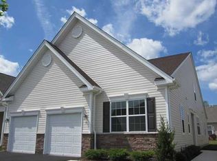 18 Draw Bridge Dr, Monroe, NJ 08831