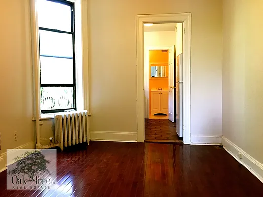 Rented by Oak Tree LLC | media 54