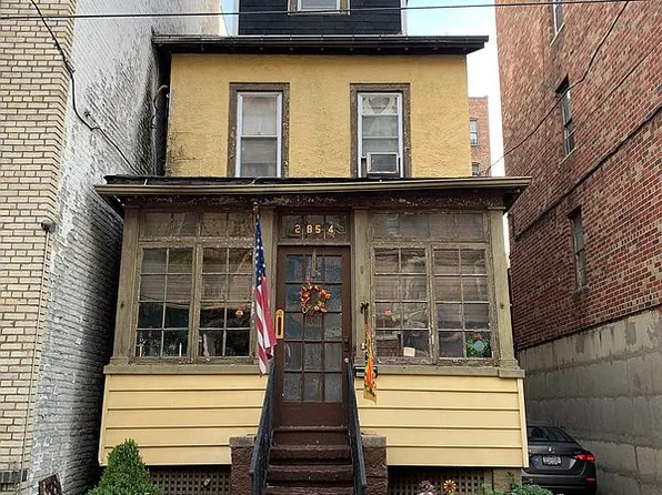 2854 Webb Ave, Bronx, NY 10468