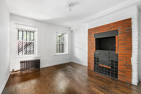 Rented by Compass | media 2