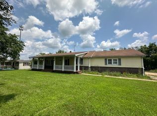 20544 Potomac Dr, Lebanon, MO 65536