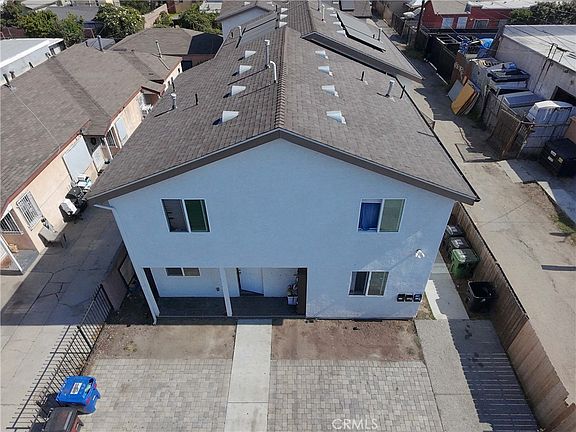 3rd image of 1019 E 84th Pl
