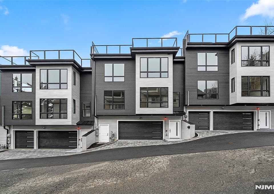 1st image of 1456 River Rd