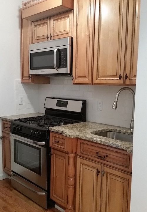 1st image of 854 Saint Johns Pl