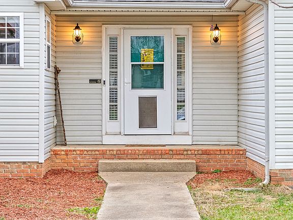 5th image of 313 Hunter Owens Ct