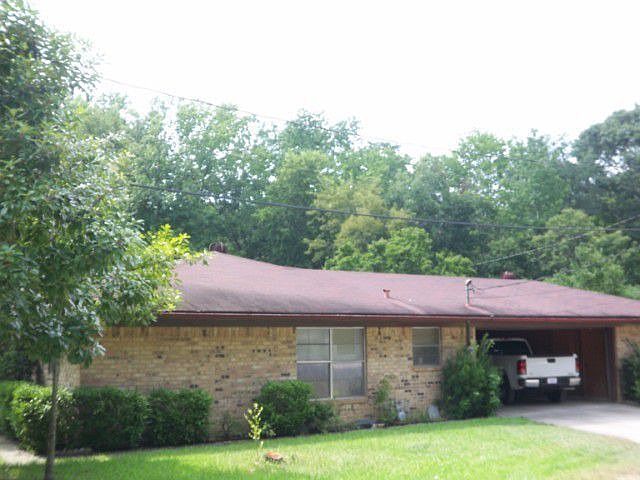 2nd image of 399 Fannin St