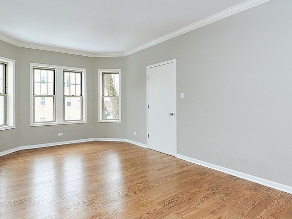 3rd image of 405 S Harvey Ave APT 2B