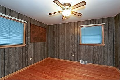 5th image of 16366 Drexel Ave