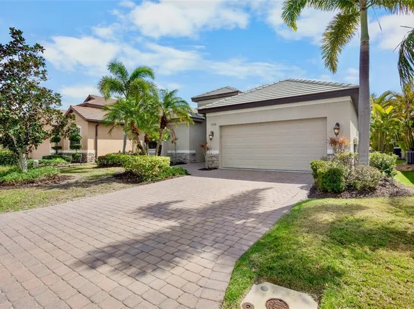 7608 Rio Bella Pl, University Park, FL 34201