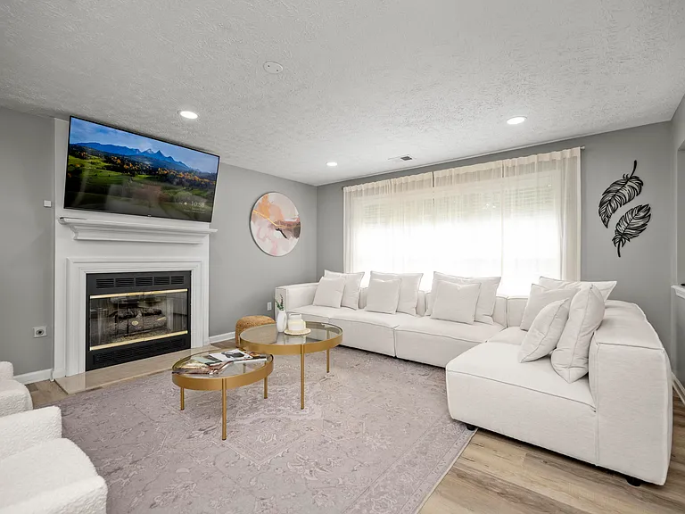 4016 Kenesaw Dr — Photo 5