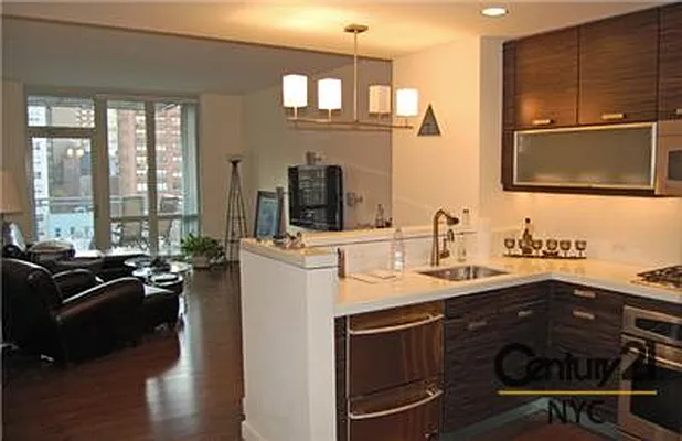 Sold by Century 21 NY Metro | media 32