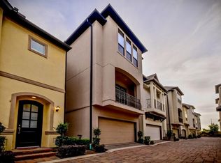 2821 Sherwin St, Houston, TX 77007