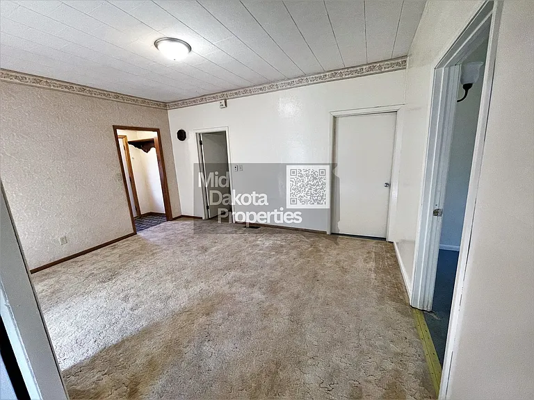 420 S Duff St — Photo 5