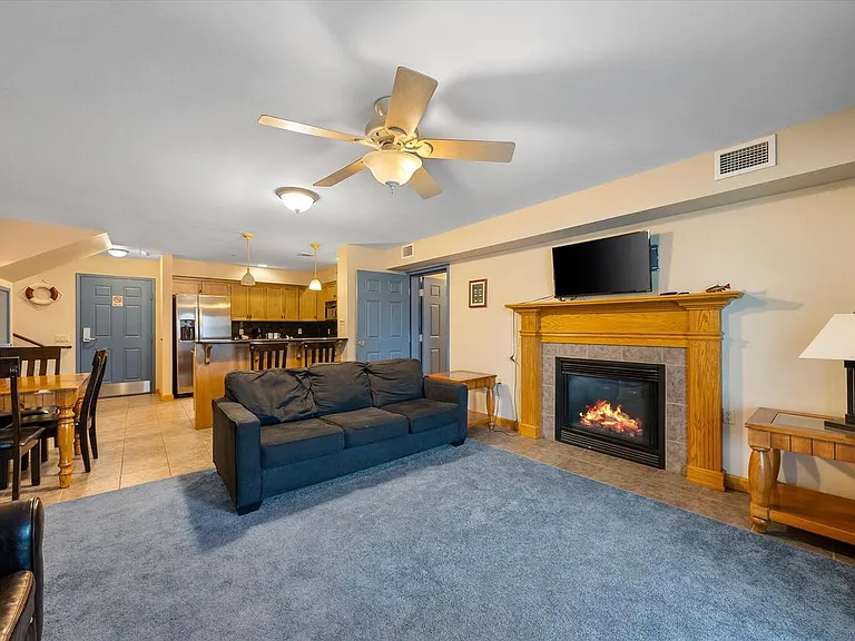 650 S Pier Dr #6 — Photo 5