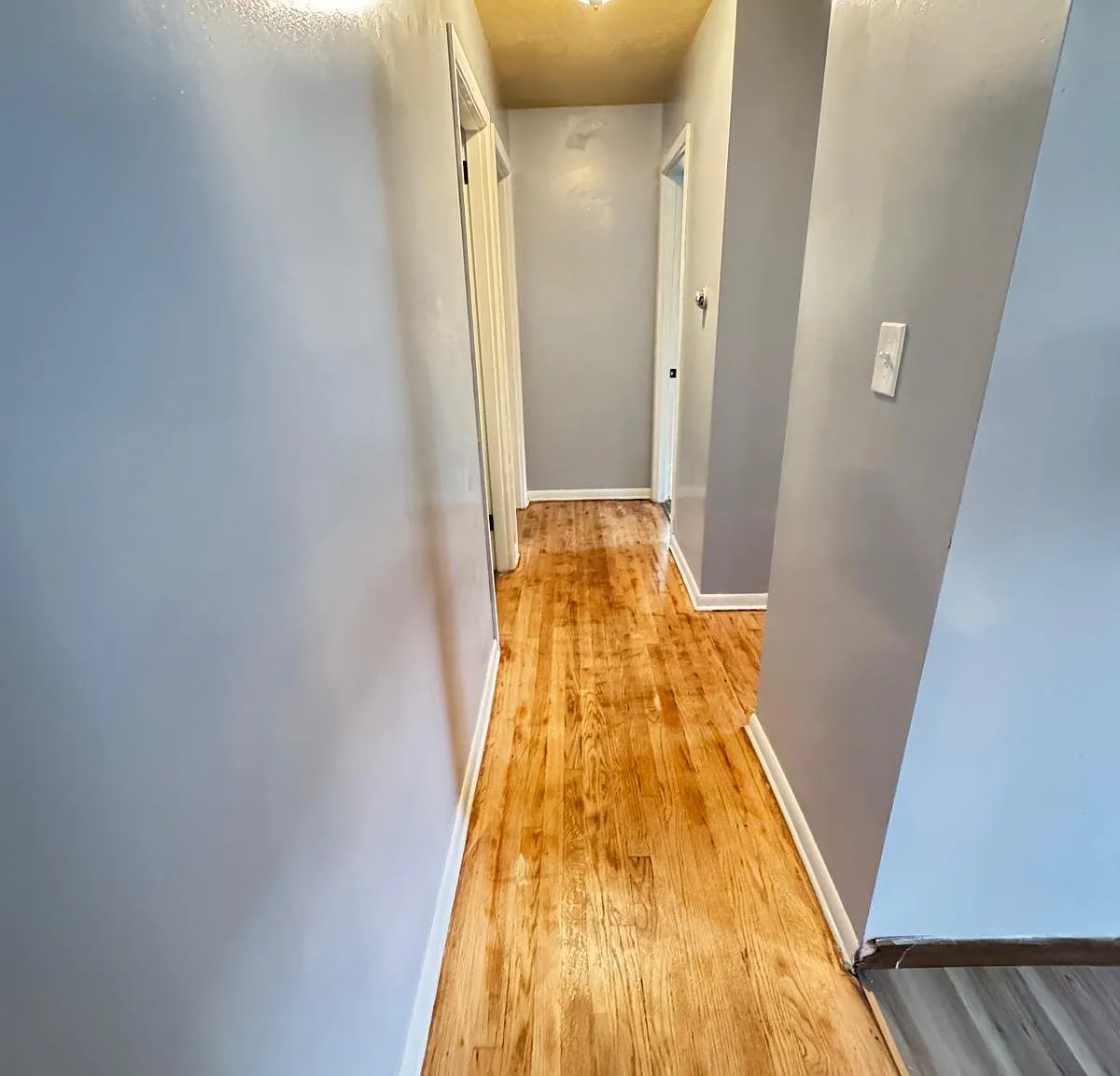 3 bed, $1,300 — Photo 1