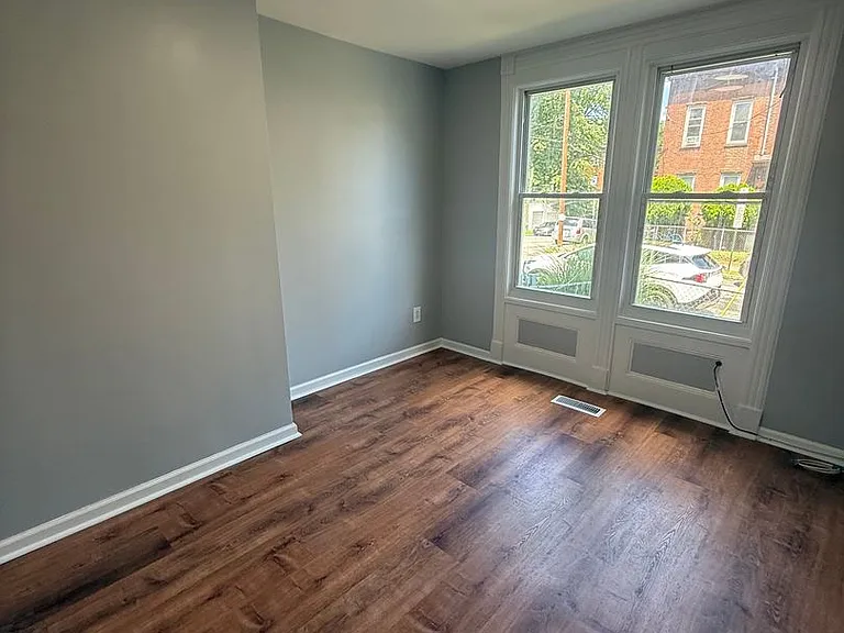 69 Carson Ave — Photo 1