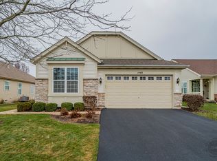 1448 Mansfield Dr, Aurora, IL 60502