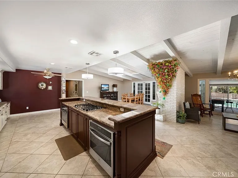 7455 Jola Dr — Photo 14