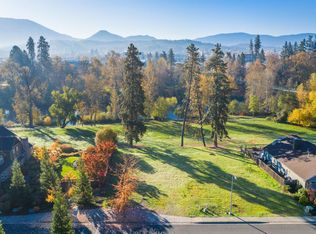 1333 SW Spruce St, Grants Pass, OR 97526